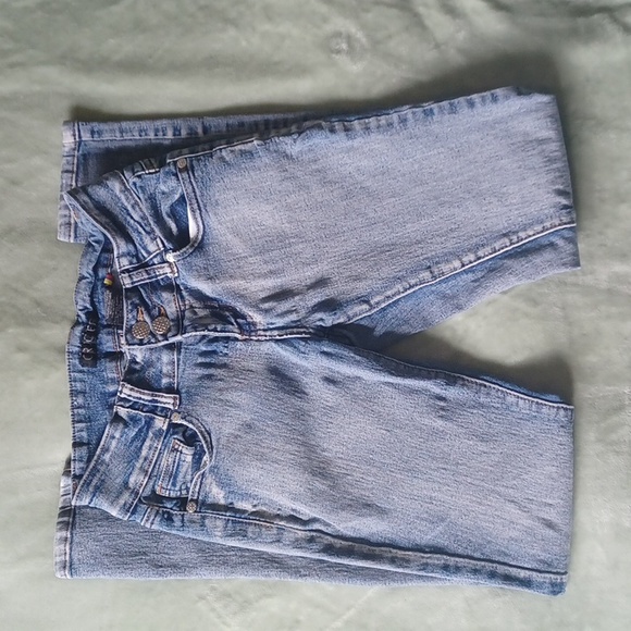 Crocker Denim Lightwash Skinny Jeans With A Double Button Womans Size 3 - Picture 2 of 11